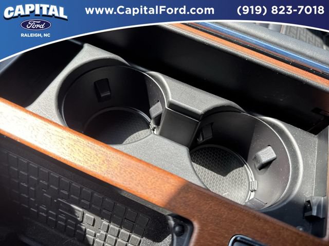 Used 2024 Lincoln Navigator L Black Label AWD/4WD image 32
