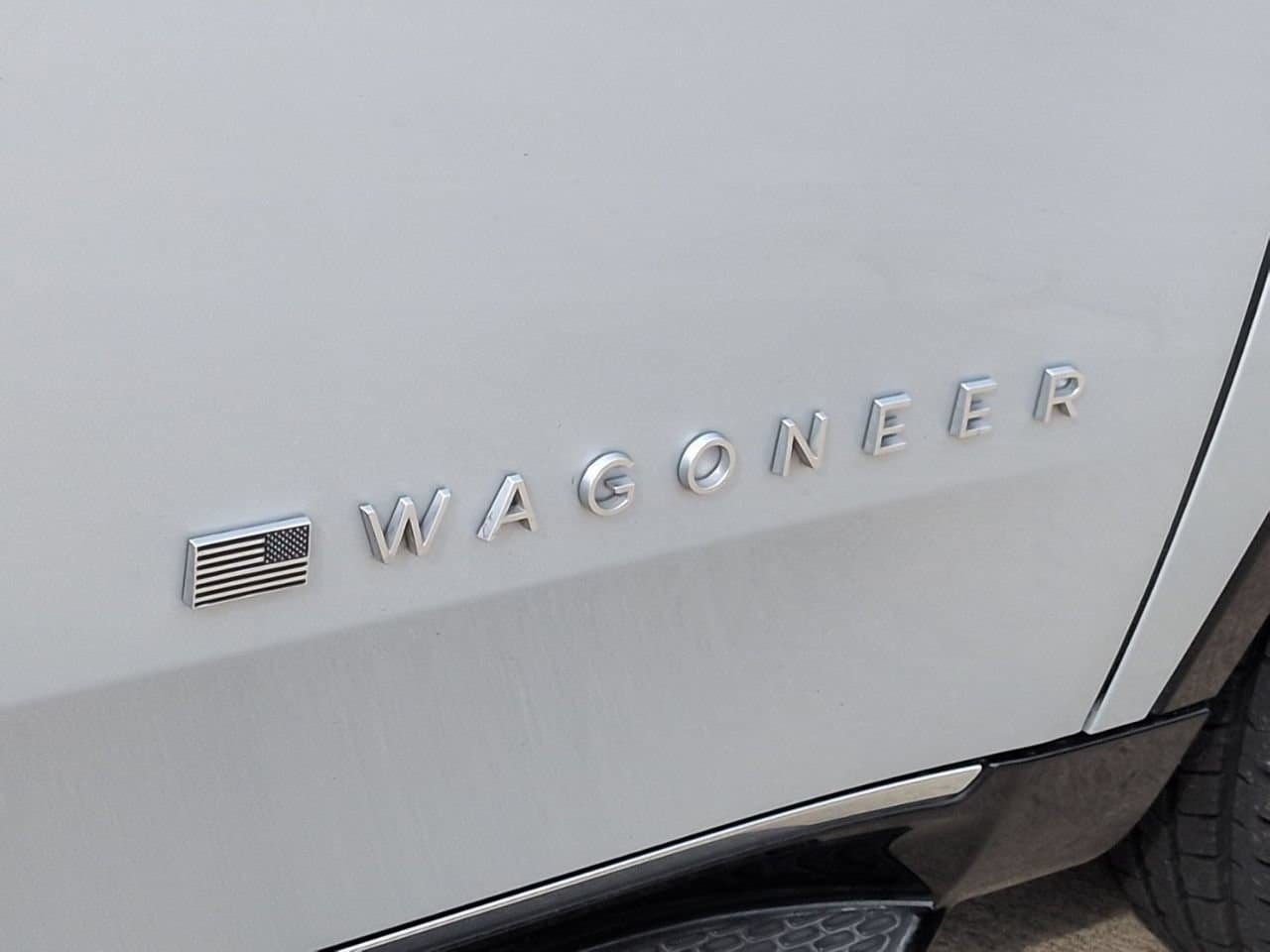 Used 2024 Jeep Wagoneer 4WD image 6