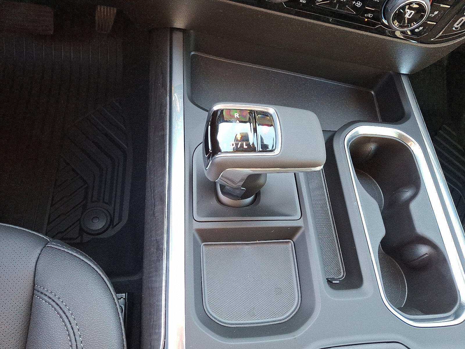 New 2026 Chevrolet Silverado 1500 LTZ w/ LTZ Premium Package image 7