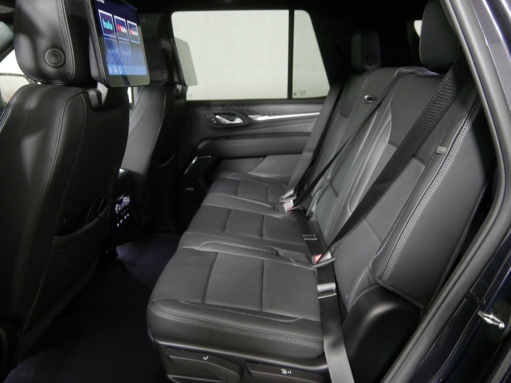 Used 2024 GMC Yukon Denali w/ Advanced Technology Package AWD/4WD image 21