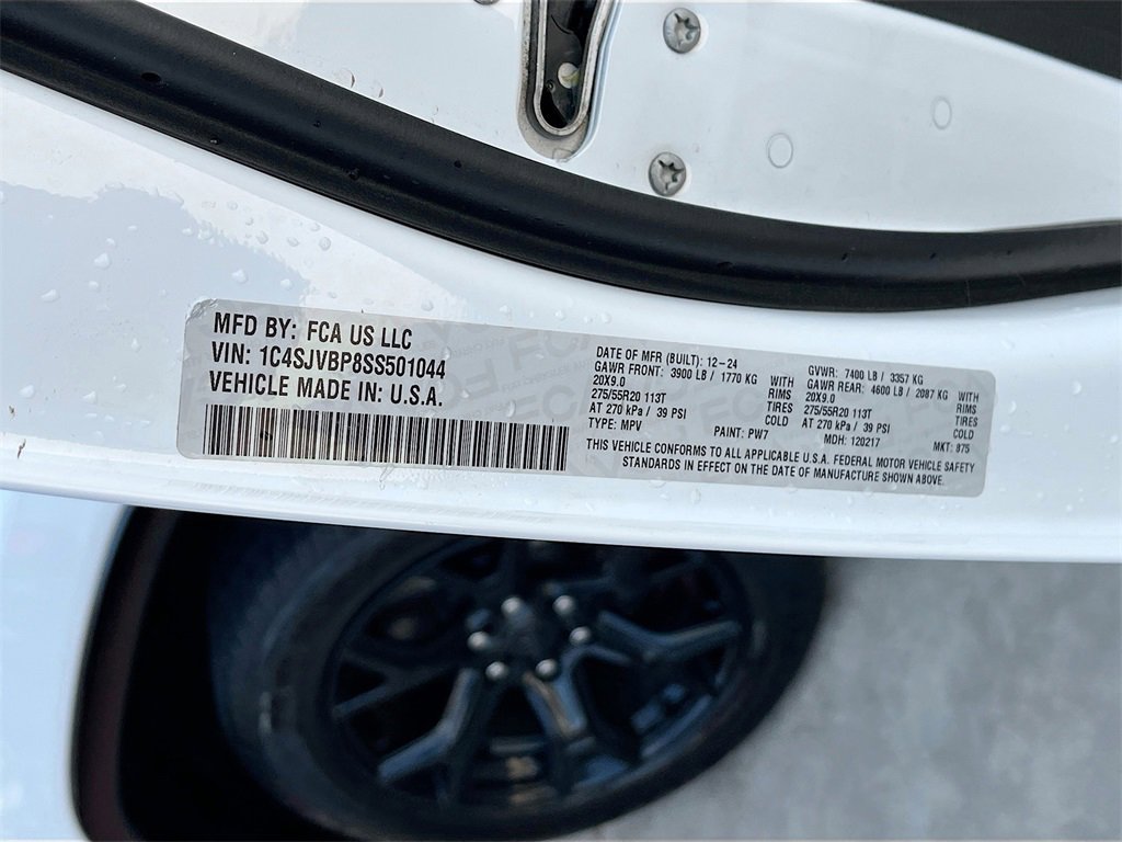 Used 2025 Jeep Wagoneer Series II image 34