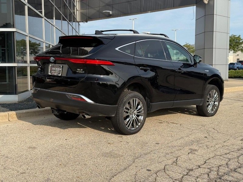 Used 2021 Toyota Venza XLE w/ Softex Package image 3