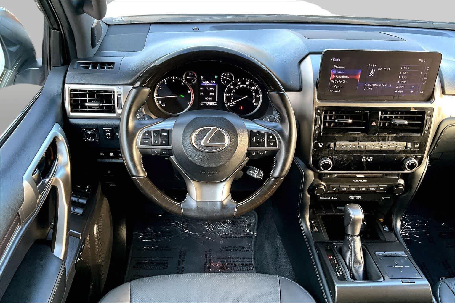 Used 2022 Lexus GX 460 Premium w/ Premium Plus Package AWD/4WD image 6