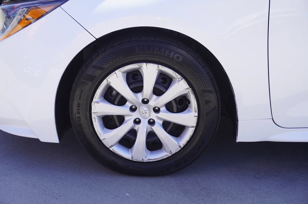 Used 2023 Toyota Corolla LE FWD image 19