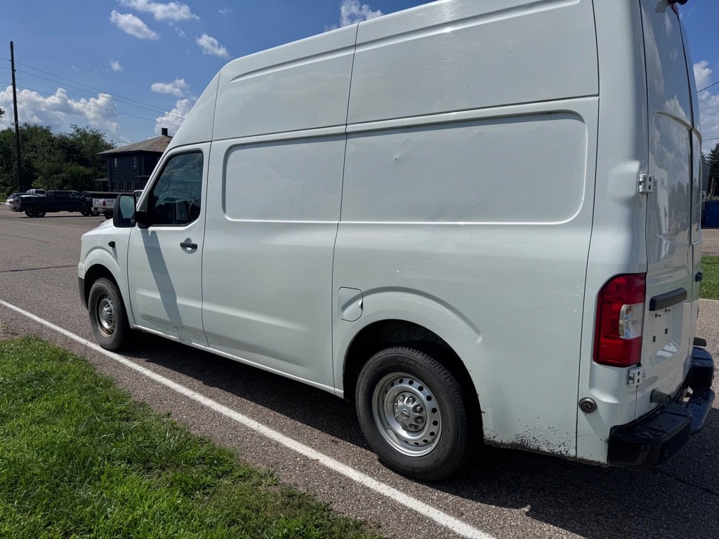 Used 2019 Nissan NV 2500 S image 7