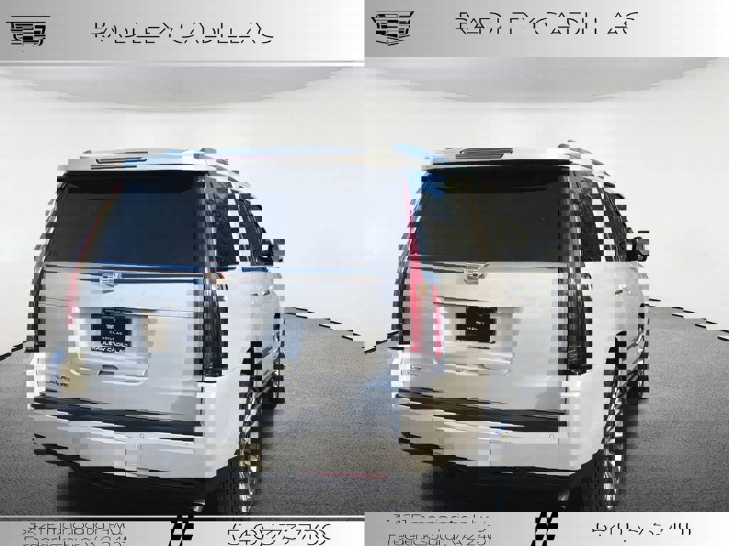 Used 2016 Cadillac Escalade Platinum image 22