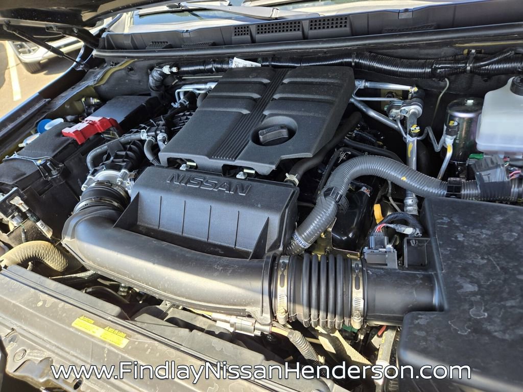 Used 2025 Nissan Frontier SV RWD image 18