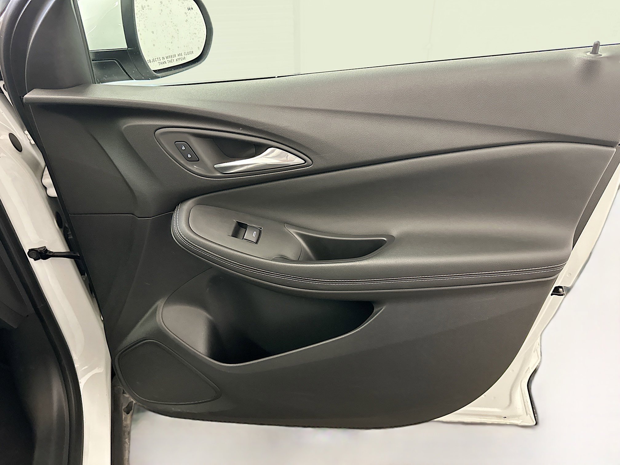 Used 2025 Buick Encore GX Preferred image 32