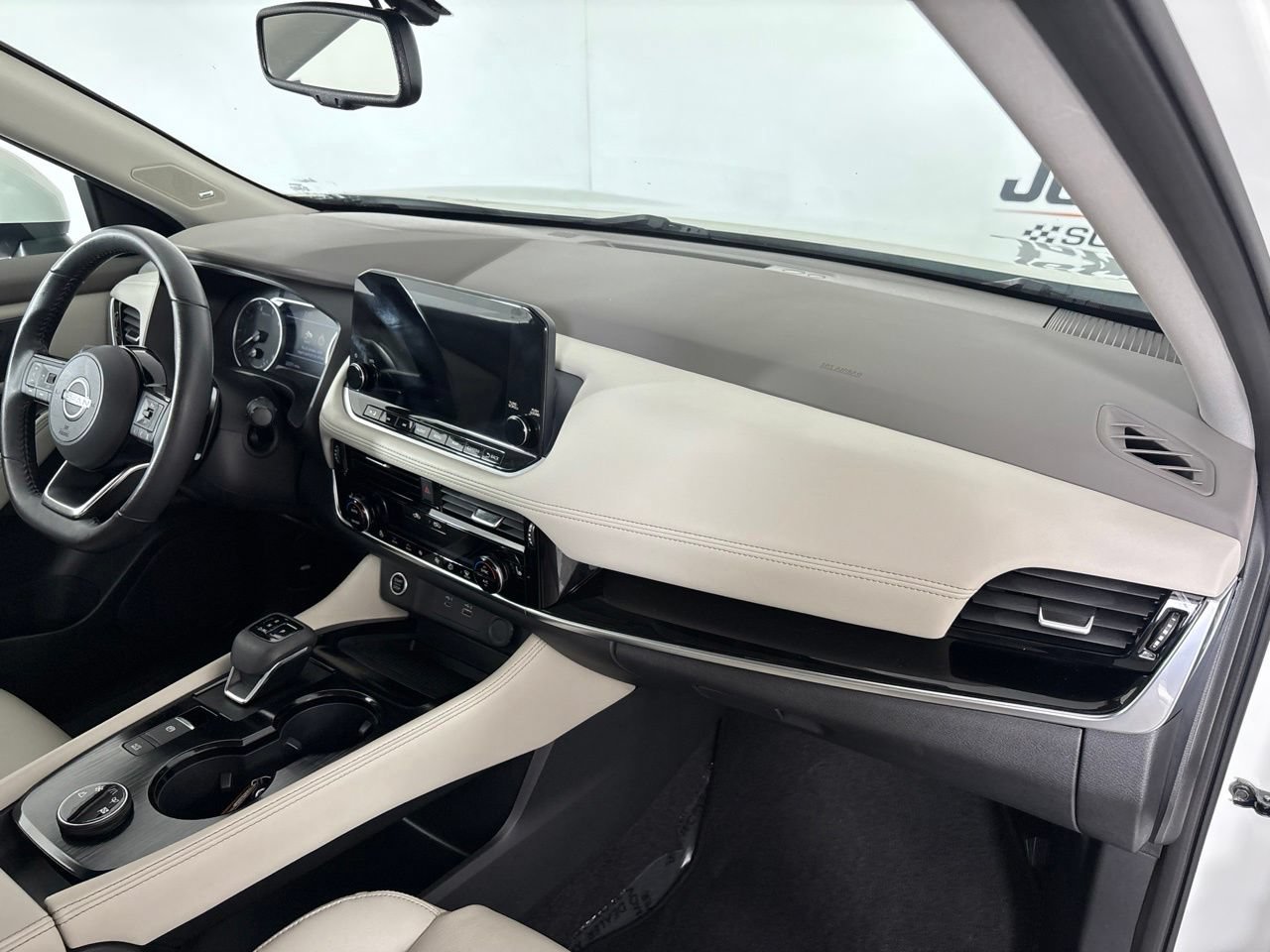 Used 2023 Nissan Rogue SL w/ SL Premium Package AWD/4WD image 27