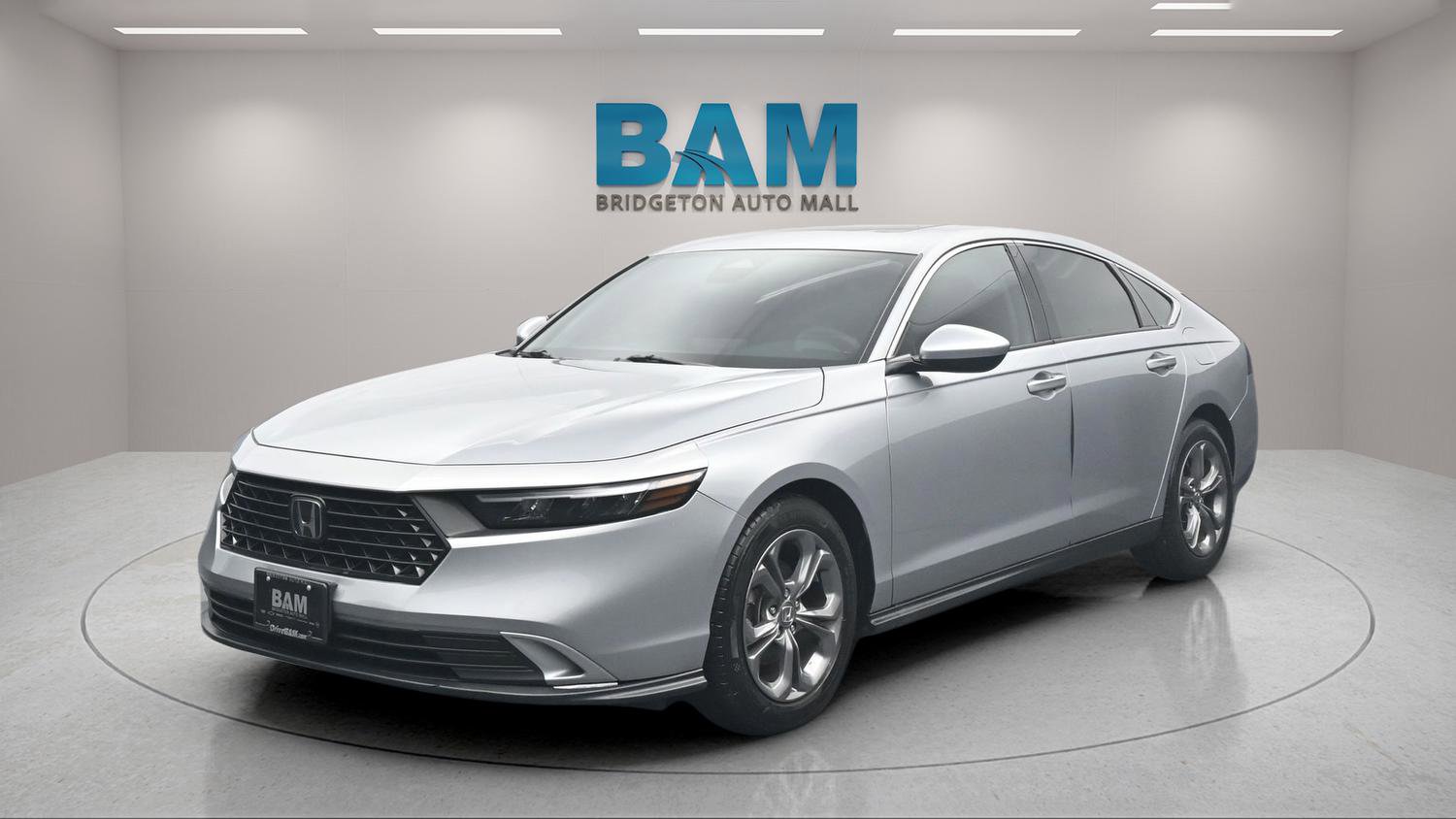 Used 2023 Honda Accord EX image 5