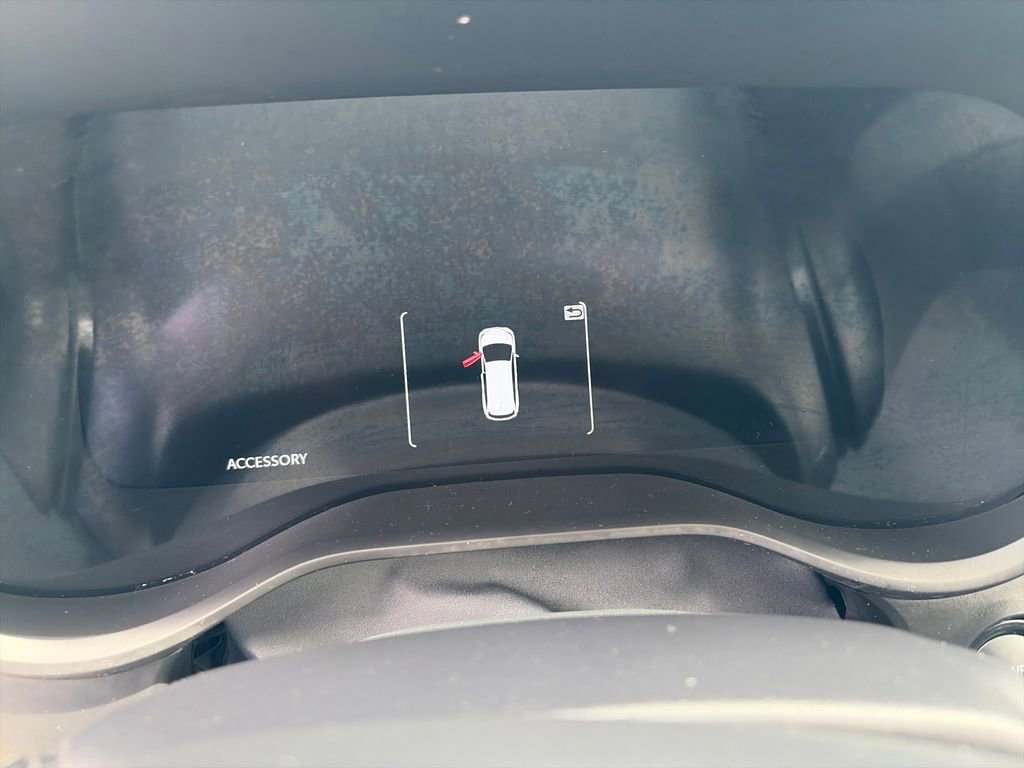 Used 2025 Toyota Sienna Platinum AWD/4WD image 24