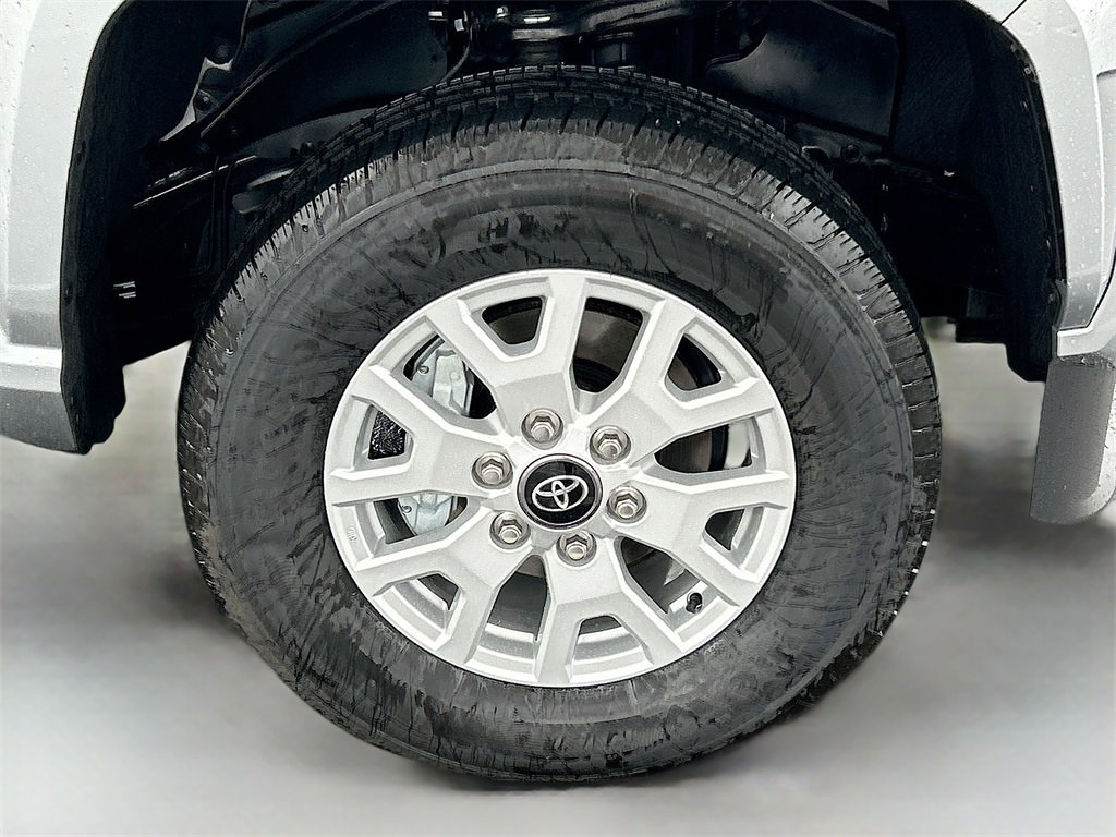 New 2025 Toyota Tacoma SR5 image 9