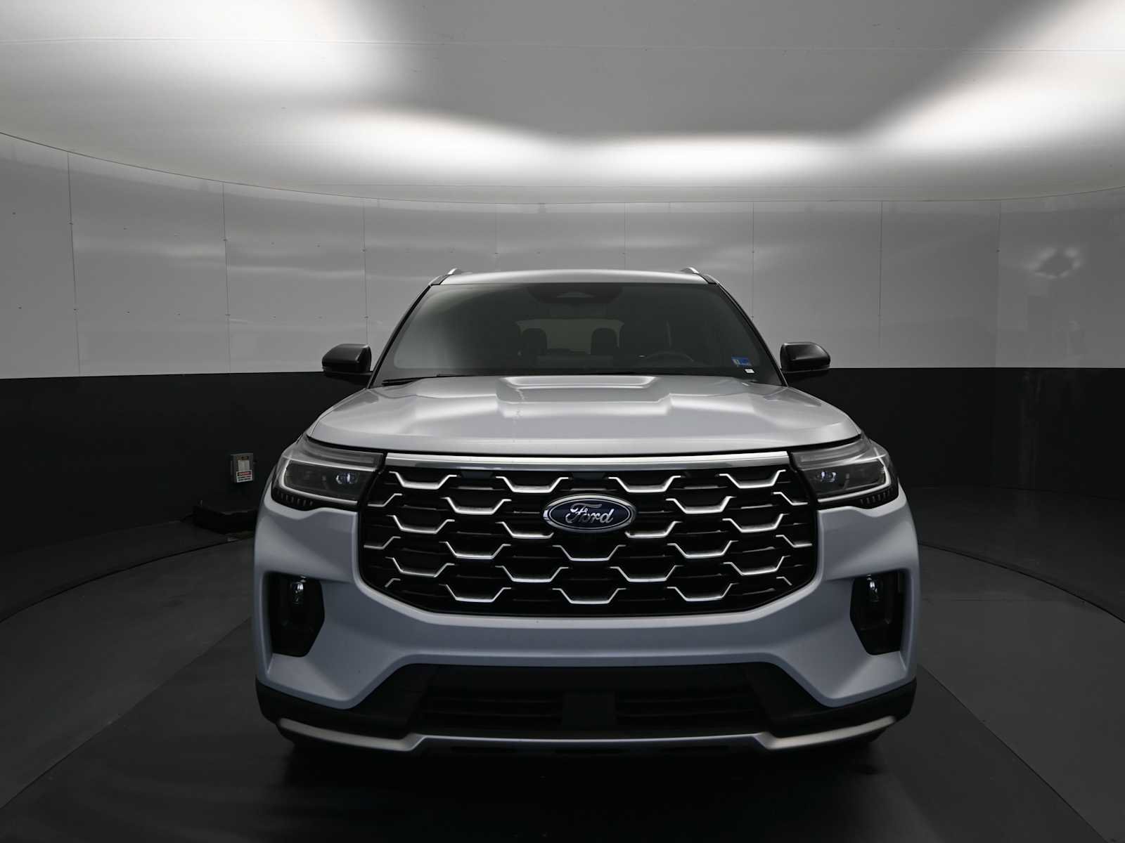 Used 2025 Ford Explorer Platinum image 20