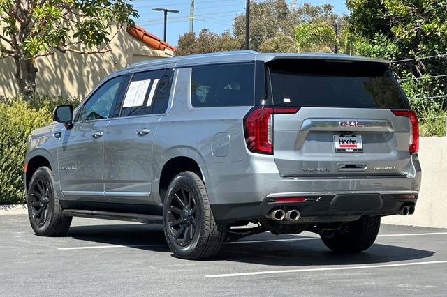 Used 2024 GMC Yukon XL Denali w/ Advanced Technology Package image 3