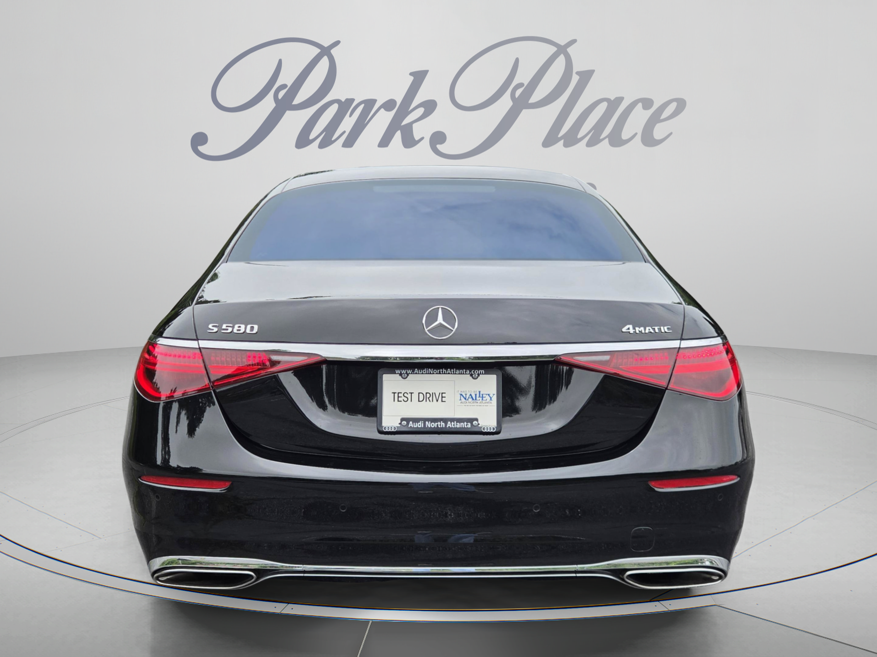 Used 2024 Mercedes-Benz S 580 4MATIC Sedan image 4