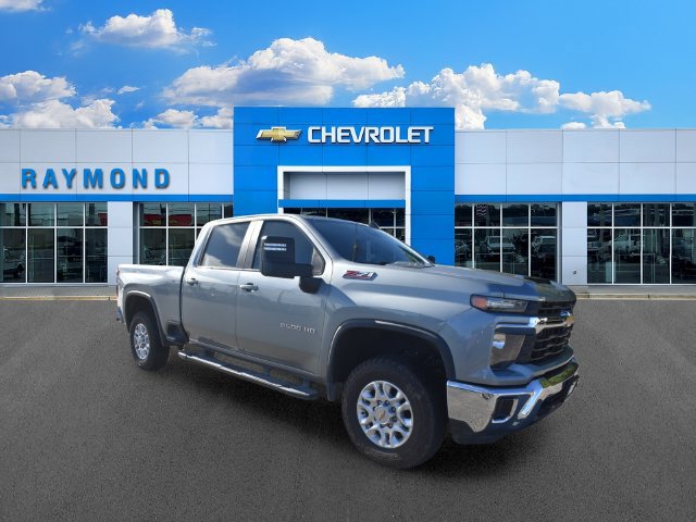 Used 2024 Chevrolet Silverado 2500 LT w/ All Star Edition AWD/4WD image 10