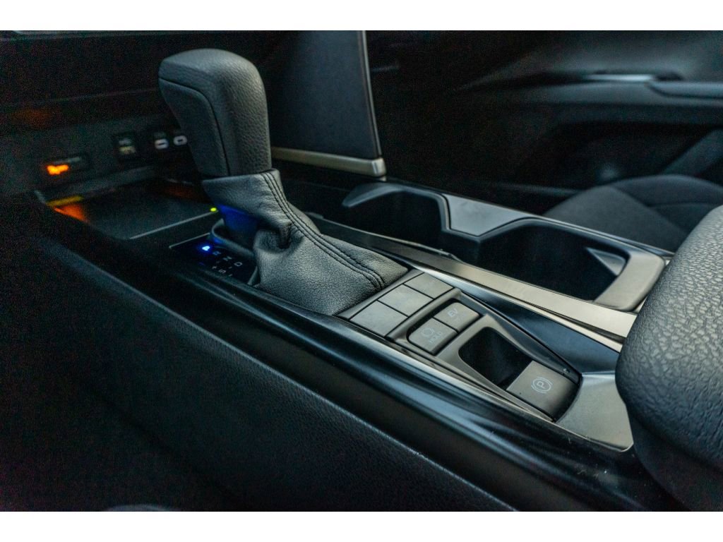 Used 2025 Toyota Camry LE image 23