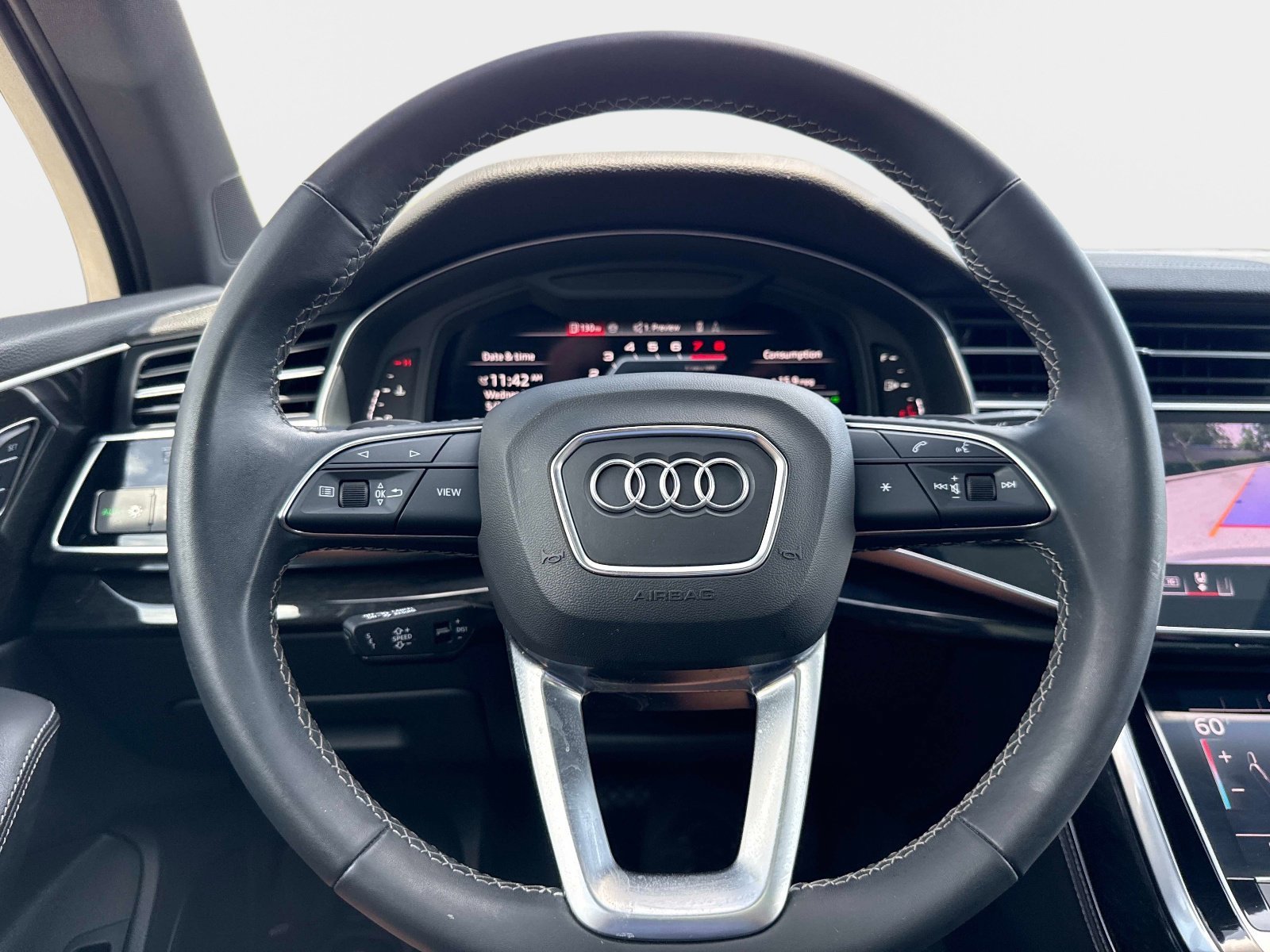 Certified 2025 Audi Q7 3.0T Premium Plus AWD/4WD image 27