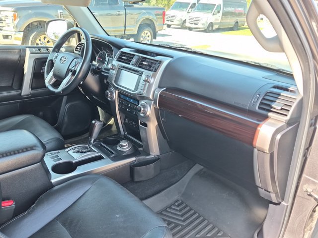 Used 2015 Toyota 4Runner Limited AWD/4WD image 19