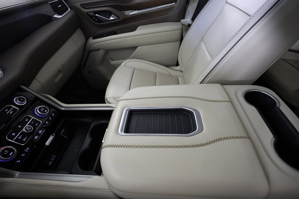 Used 2021 GMC Yukon Denali w/ Denali Premium Package image 45