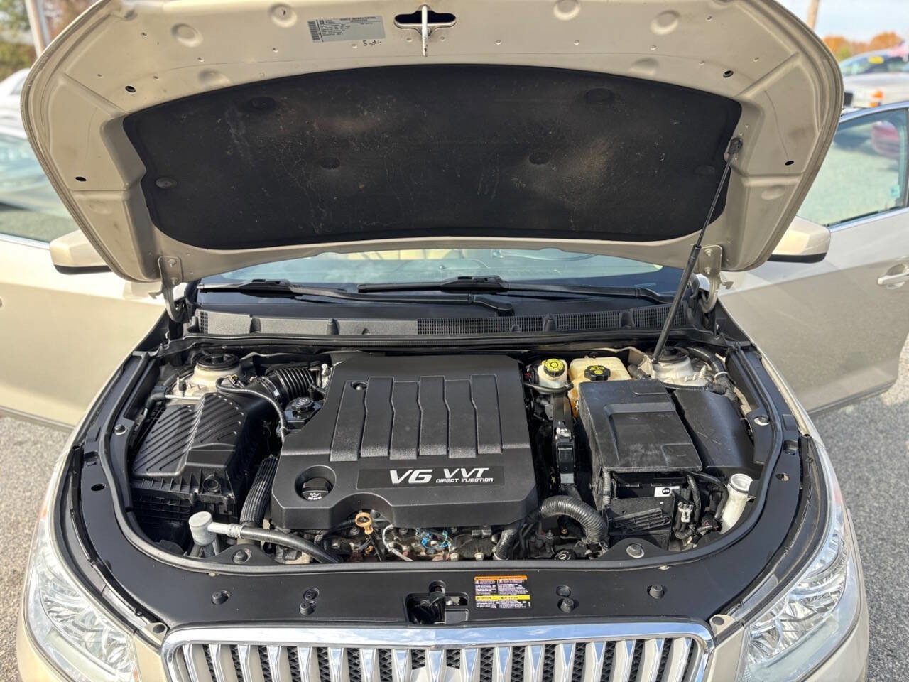 Used 2011 Buick LaCrosse CX image 31