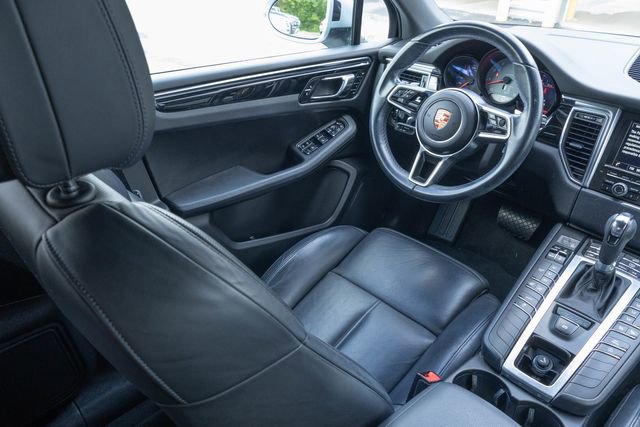 Used 2016 Porsche Macan S AWD/4WD image 23