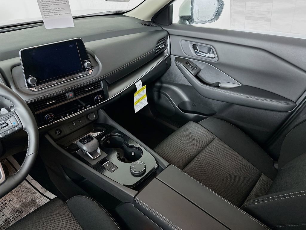 New 2026 Nissan Rogue SV image 29