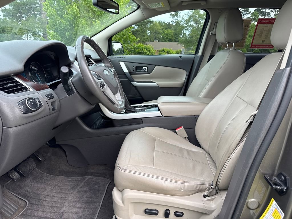Used 2013 Ford Edge Limited FWD image 12
