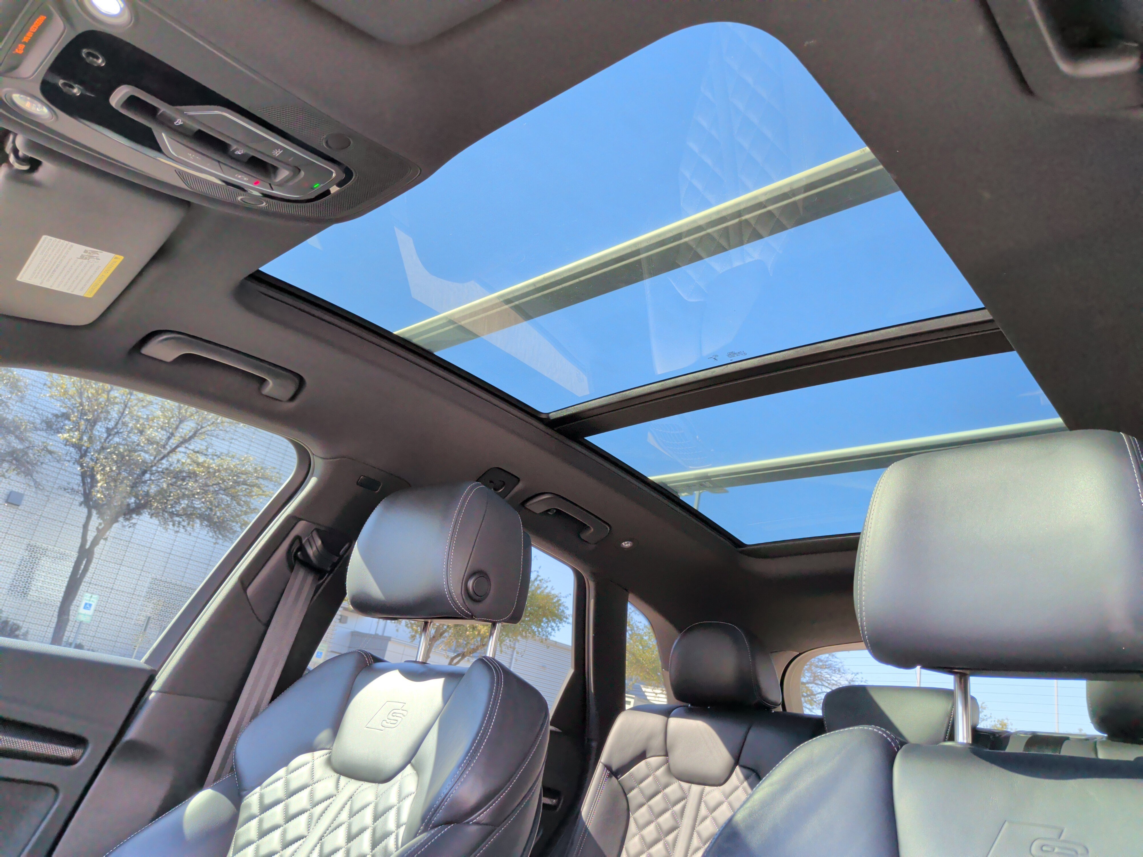 Used 2024 Audi SQ5 Premium Plus w/ Premium Plus Package image 26