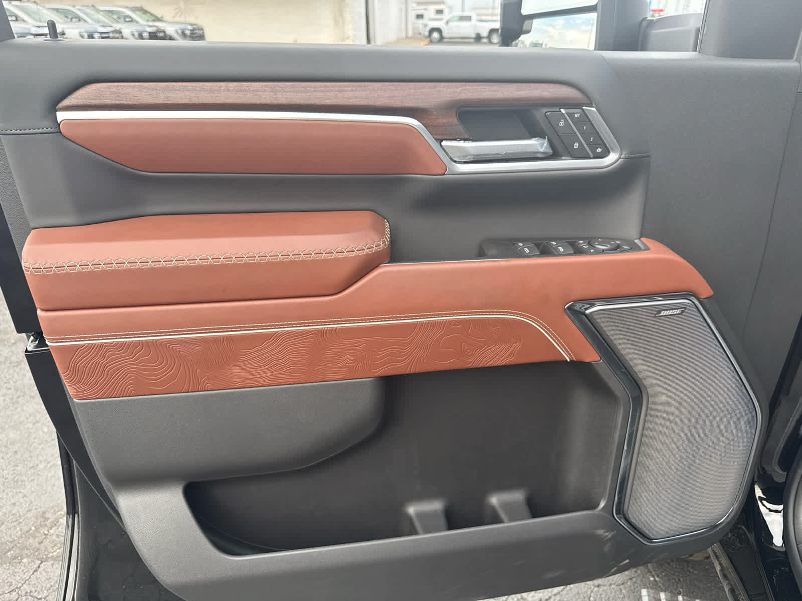 New 2026 GMC Sierra 2500 Denali Ultimate AWD/4WD image 11