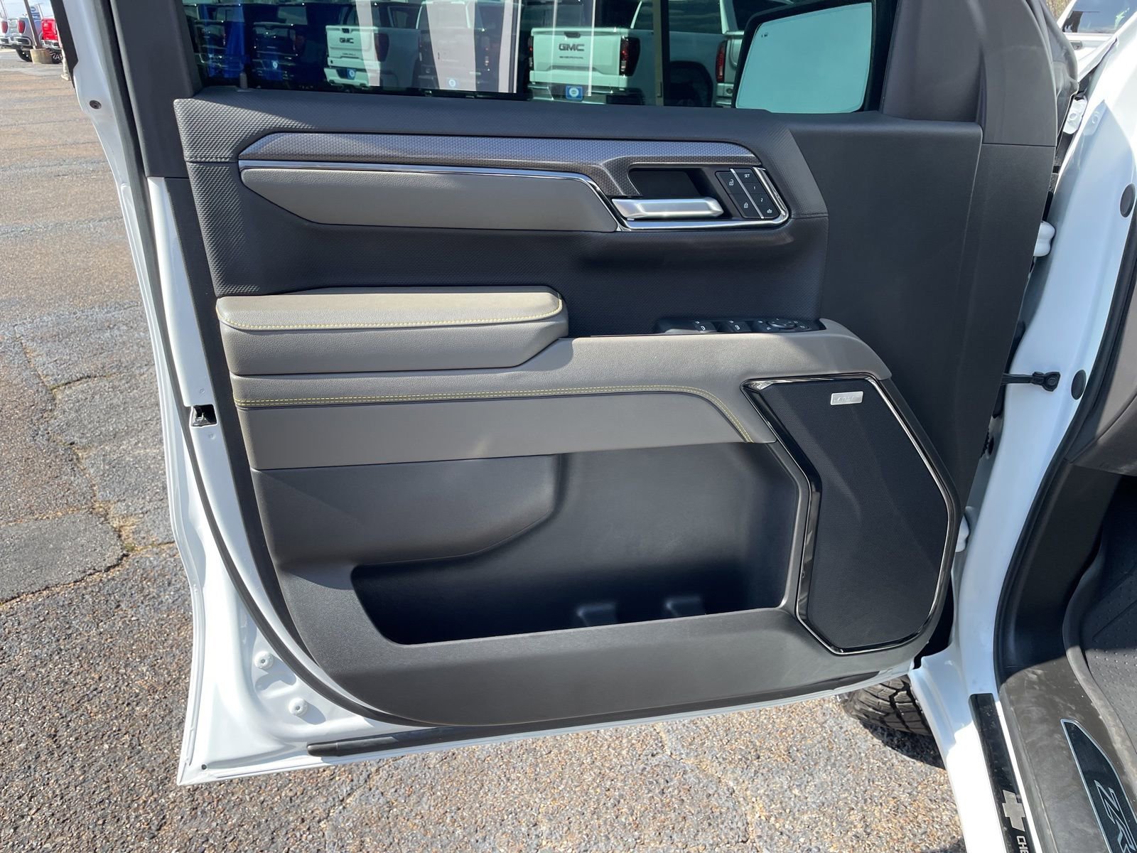 Used 2024 Chevrolet Silverado 1500 ZR2 w/ Dark Appearance Package image 13