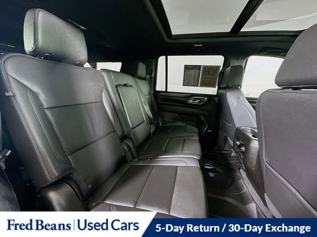 Used 2023 Chevrolet Suburban Z71 w/ Luxury Package image 32