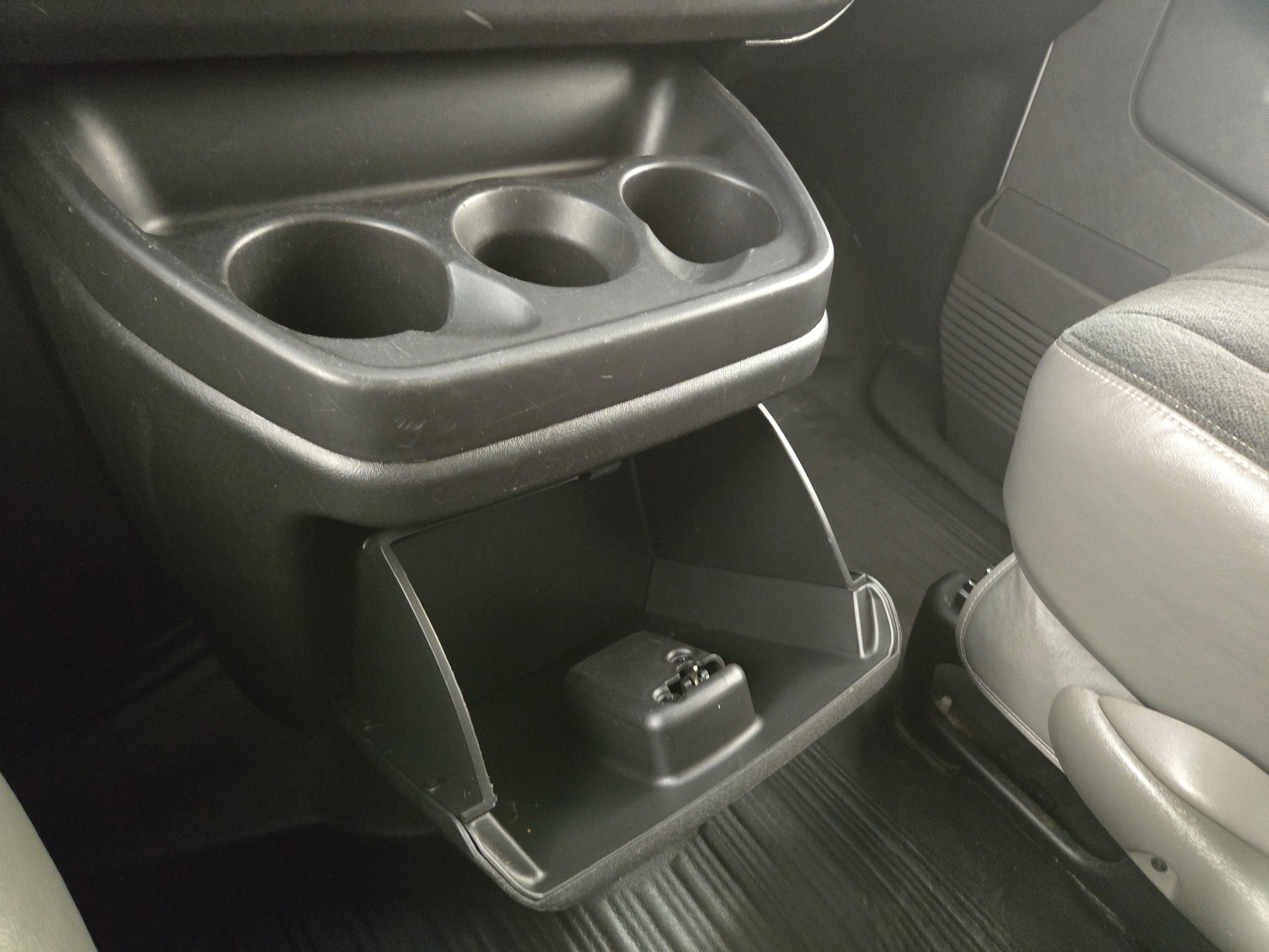 Certified 2023 GMC Savana 2500 w/ Driver Convenience Package image 26