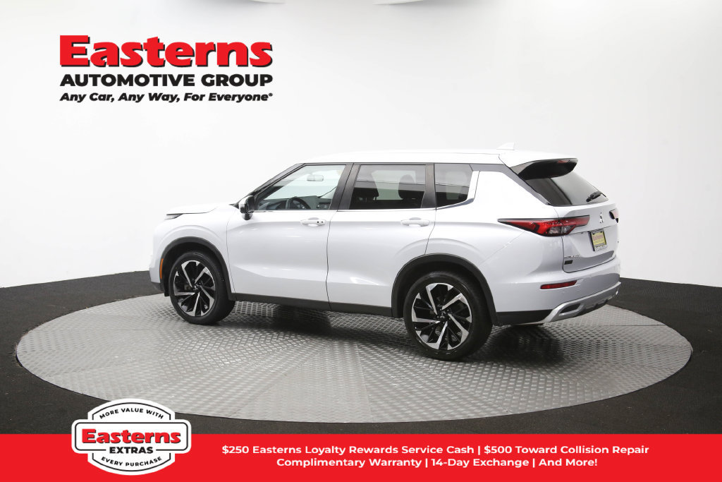 Used 2024 Mitsubishi Outlander SE FWD image 64
