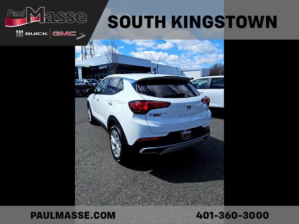 Used 2024 Buick Encore GX Preferred w/ Comfort Package AWD/4WD image 4