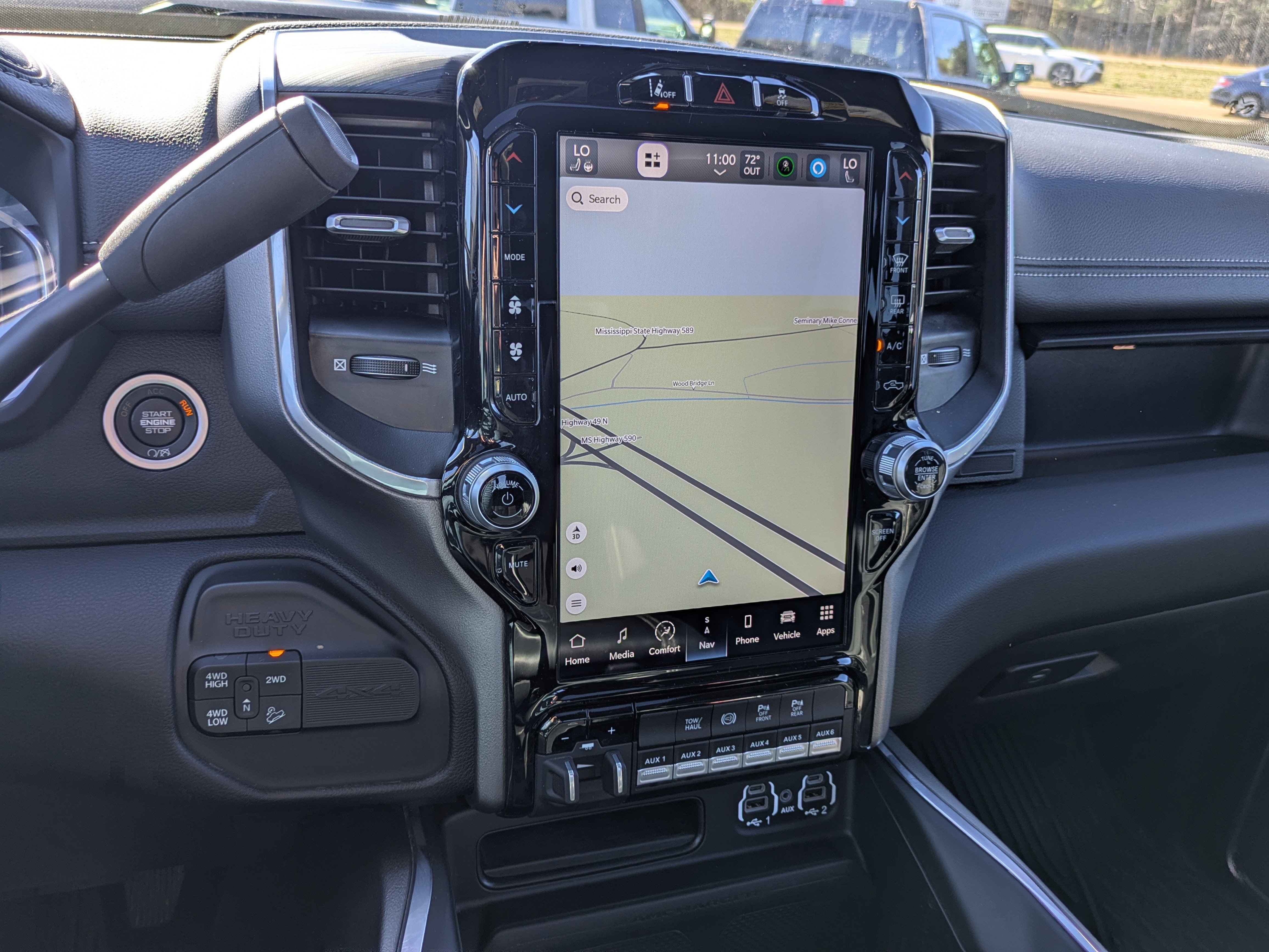 Used 2024 RAM 2500 Laramie w/ Sport Appearance Package image 15