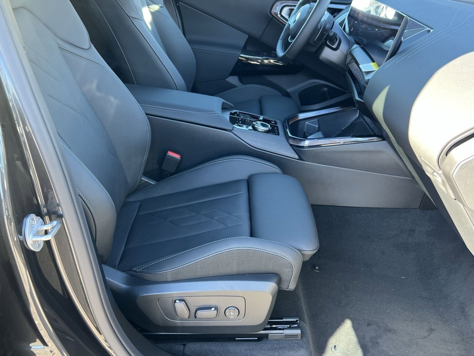 New 2026 BMW X3 xDrive30 w/ Premium Package image 26
