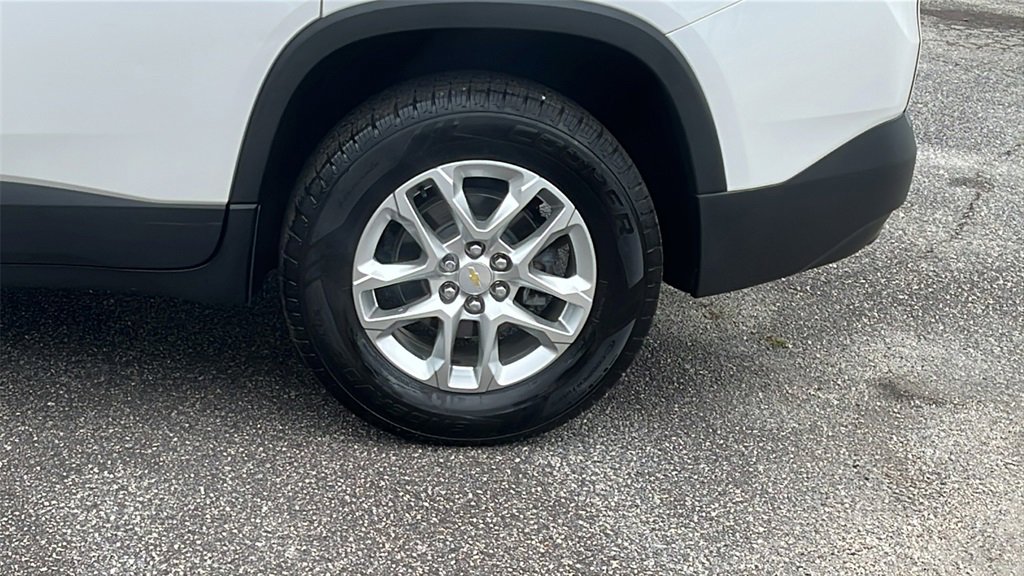 Used 2019 Chevrolet Traverse LT image 9