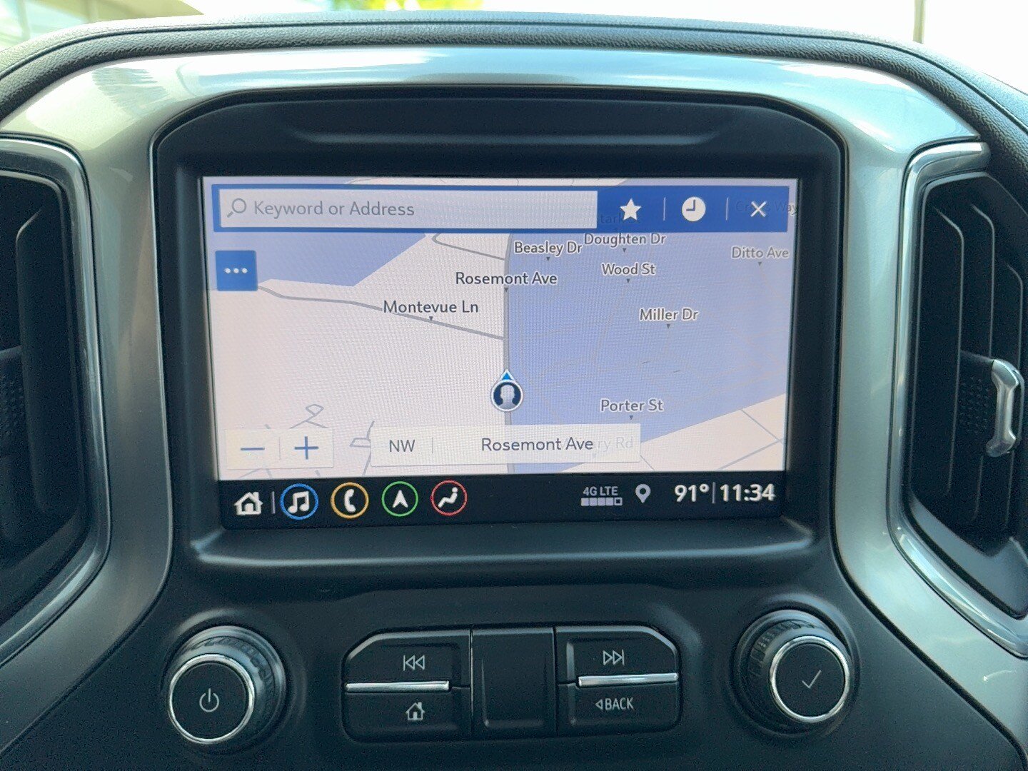 Used 2019 Chevrolet Silverado 1500 LTZ w/ LTZ Plus Package AWD/4WD image 9
