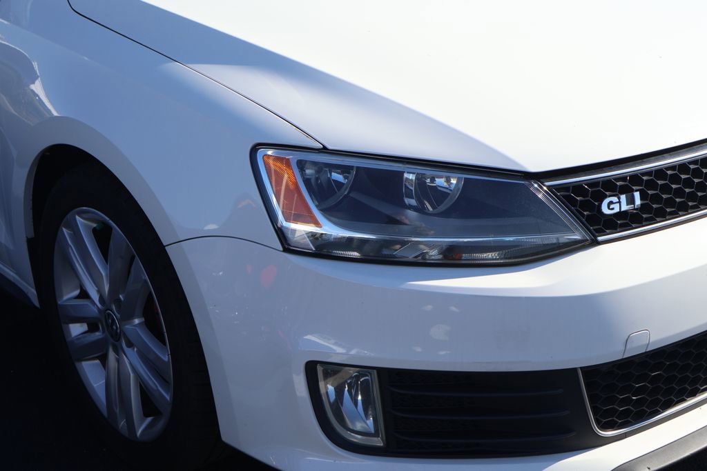 Used 2013 Volkswagen Jetta GLI image 4