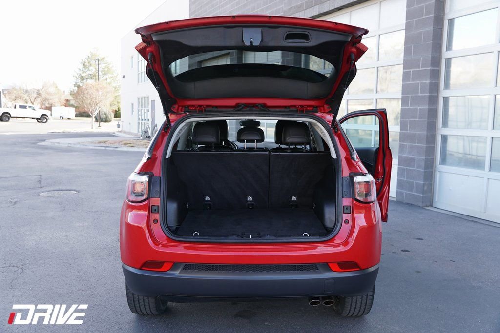 Used 2020 Jeep Compass Latitude image 35