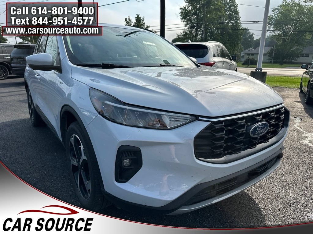 Used 2025 Ford Escape ST-Line Select w/ Tech Pack #2 AWD/4WD image 12