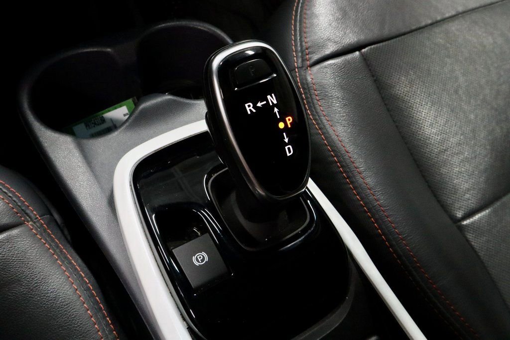 Used 2020 Chevrolet Bolt Premier w/ Infotainment Package image 31