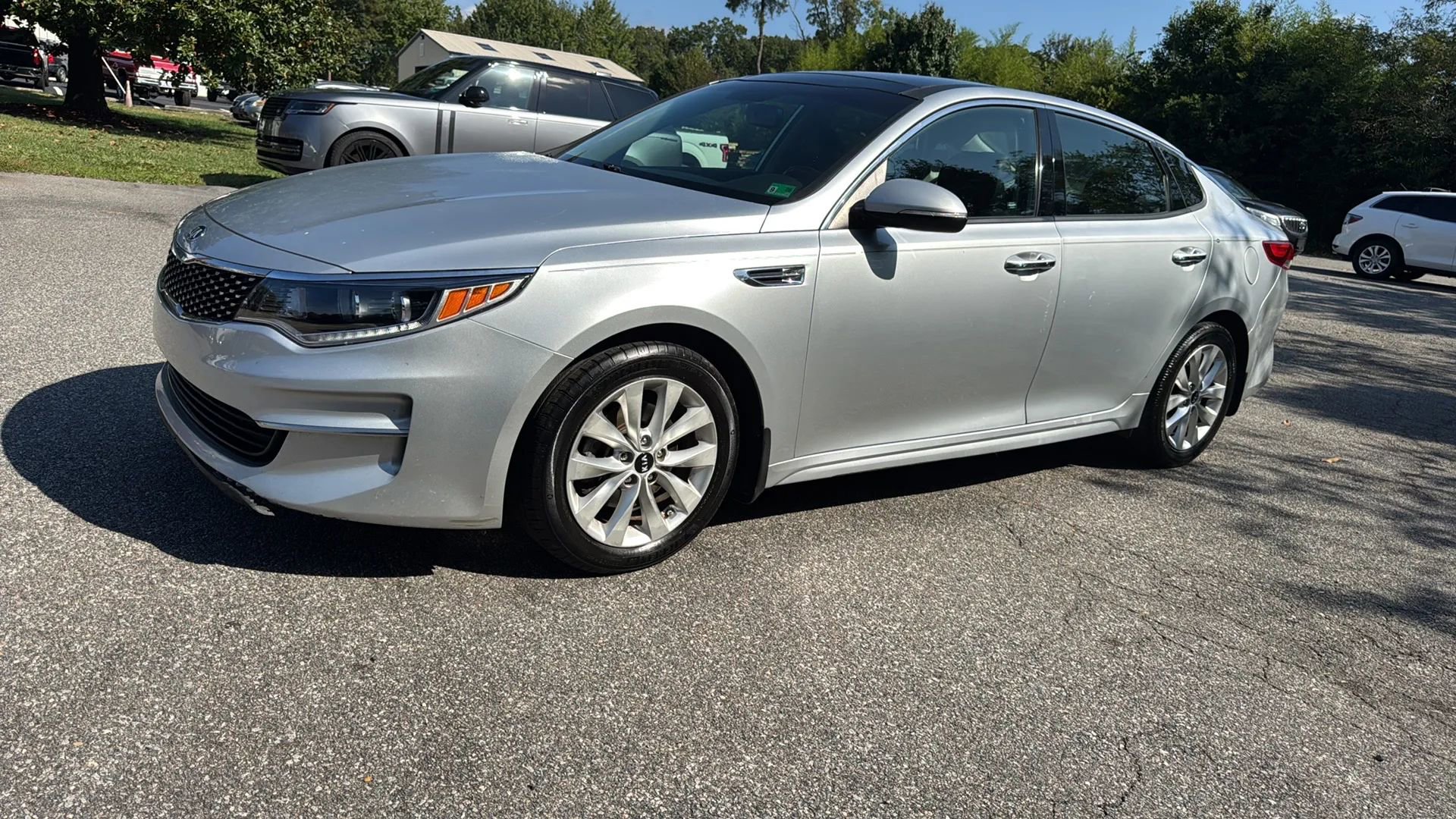 Used 2018 Kia Optima EX w/ Premium Package image 1