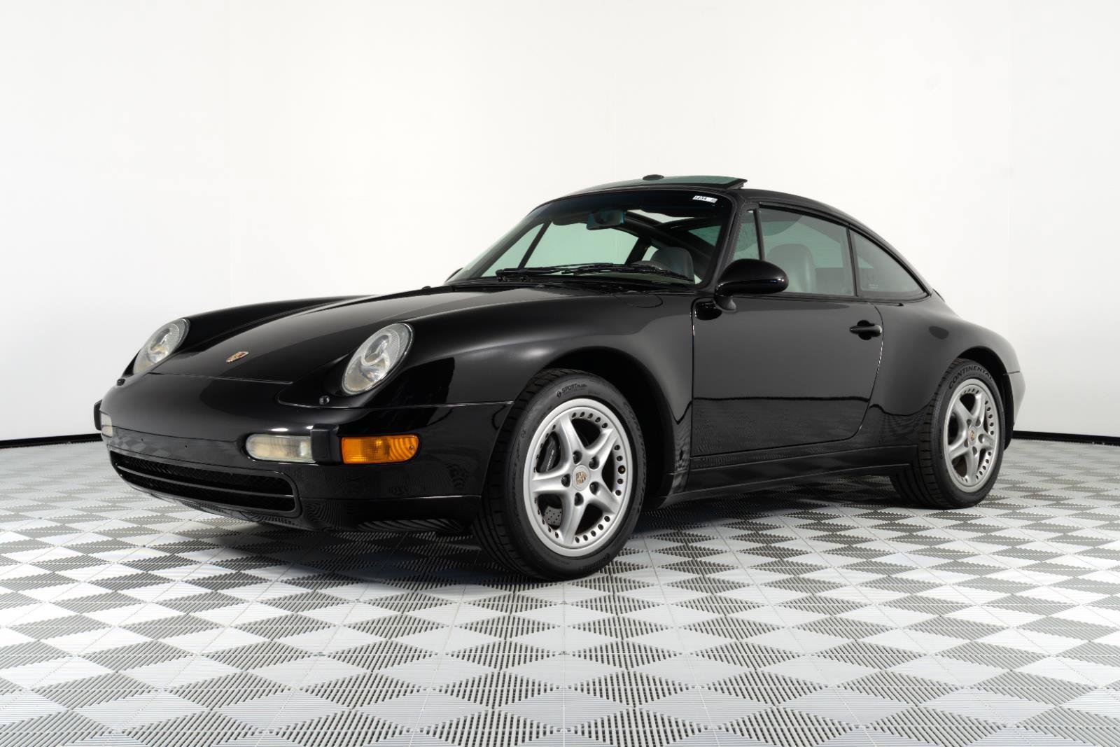 Used 1996 Porsche 911 Targa RWD image 7