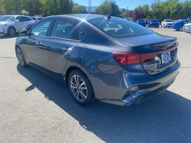 Used 2023 Kia Forte LXS image 3