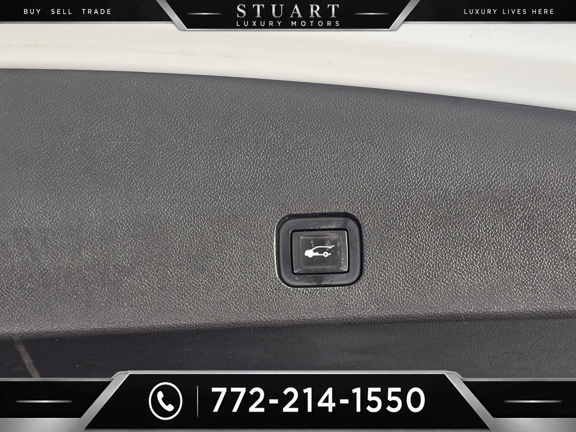 Used 2021 Cadillac XT6 Premium Luxury FWD image 48