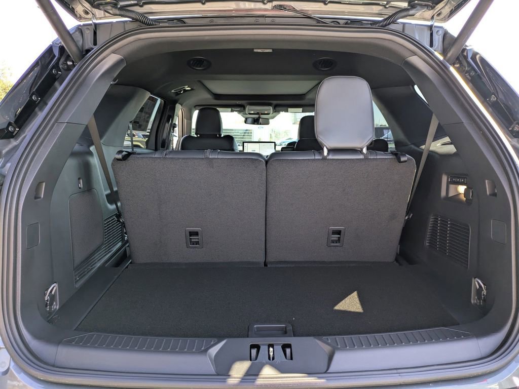 New 2026 Ford Explorer ST image 13