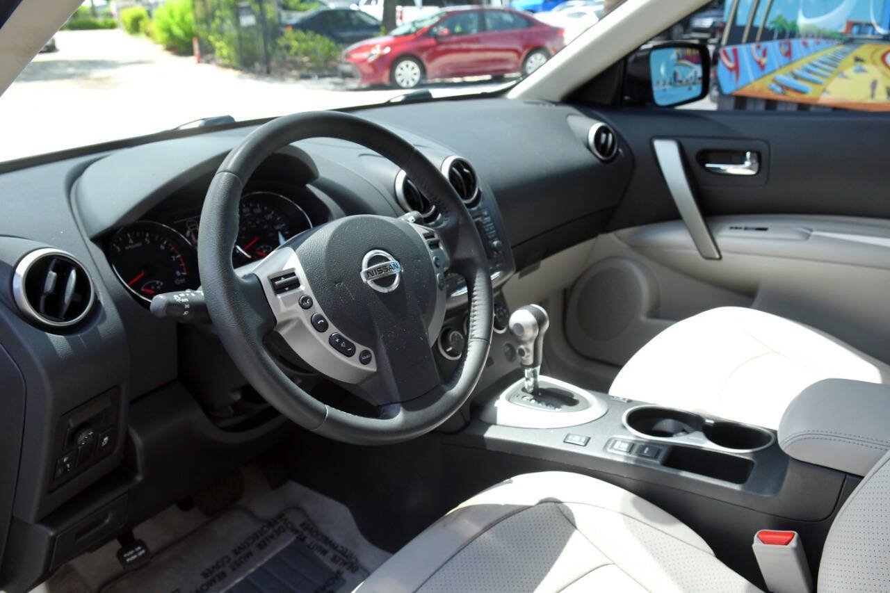 Used 2013 Nissan Rogue SL FWD image 20