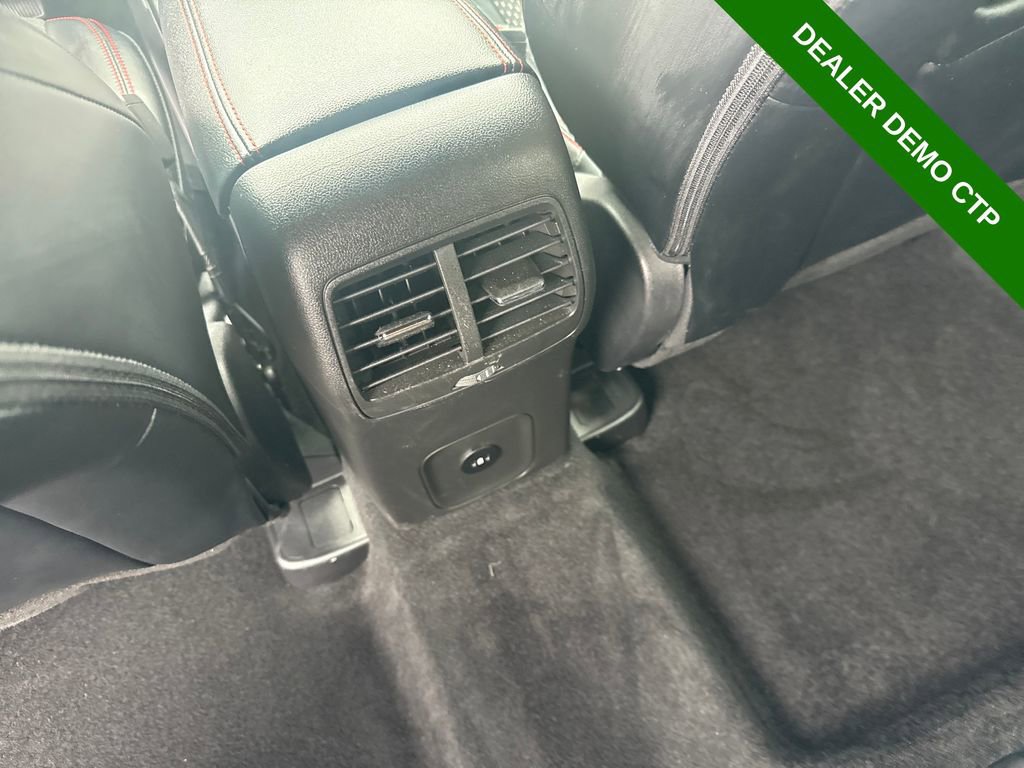 Used 2025 Ford Escape ST-Line Select w/ Tech Pack #1 AWD/4WD image 15